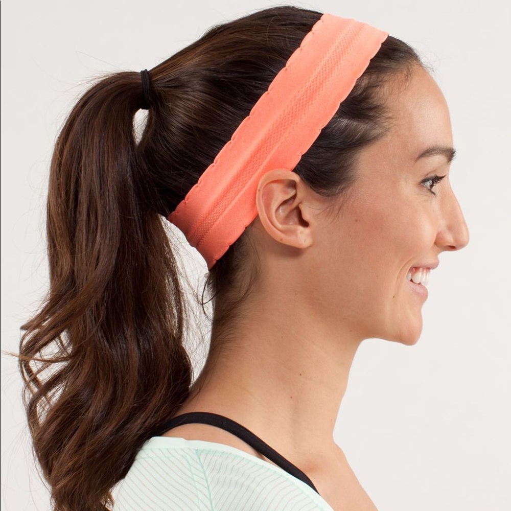 Lululemon swiftly headband